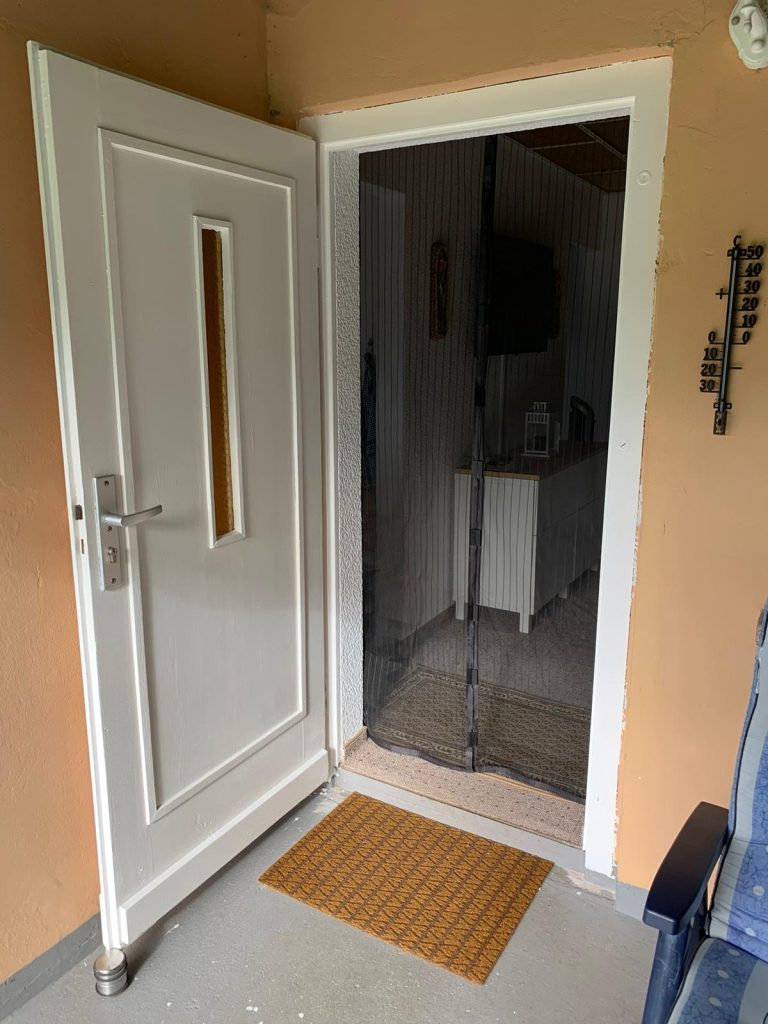 Fertig gestrichenene "Innentür"